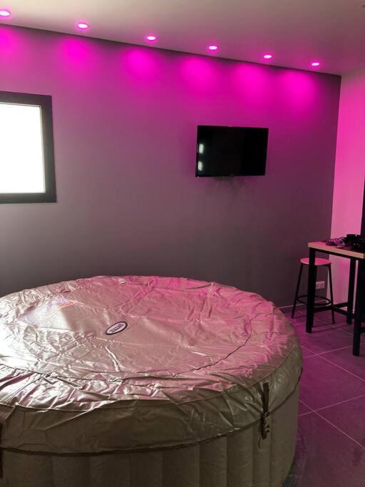 Spa Le Love Saint-Germain-les-Corbeil Exterior photo